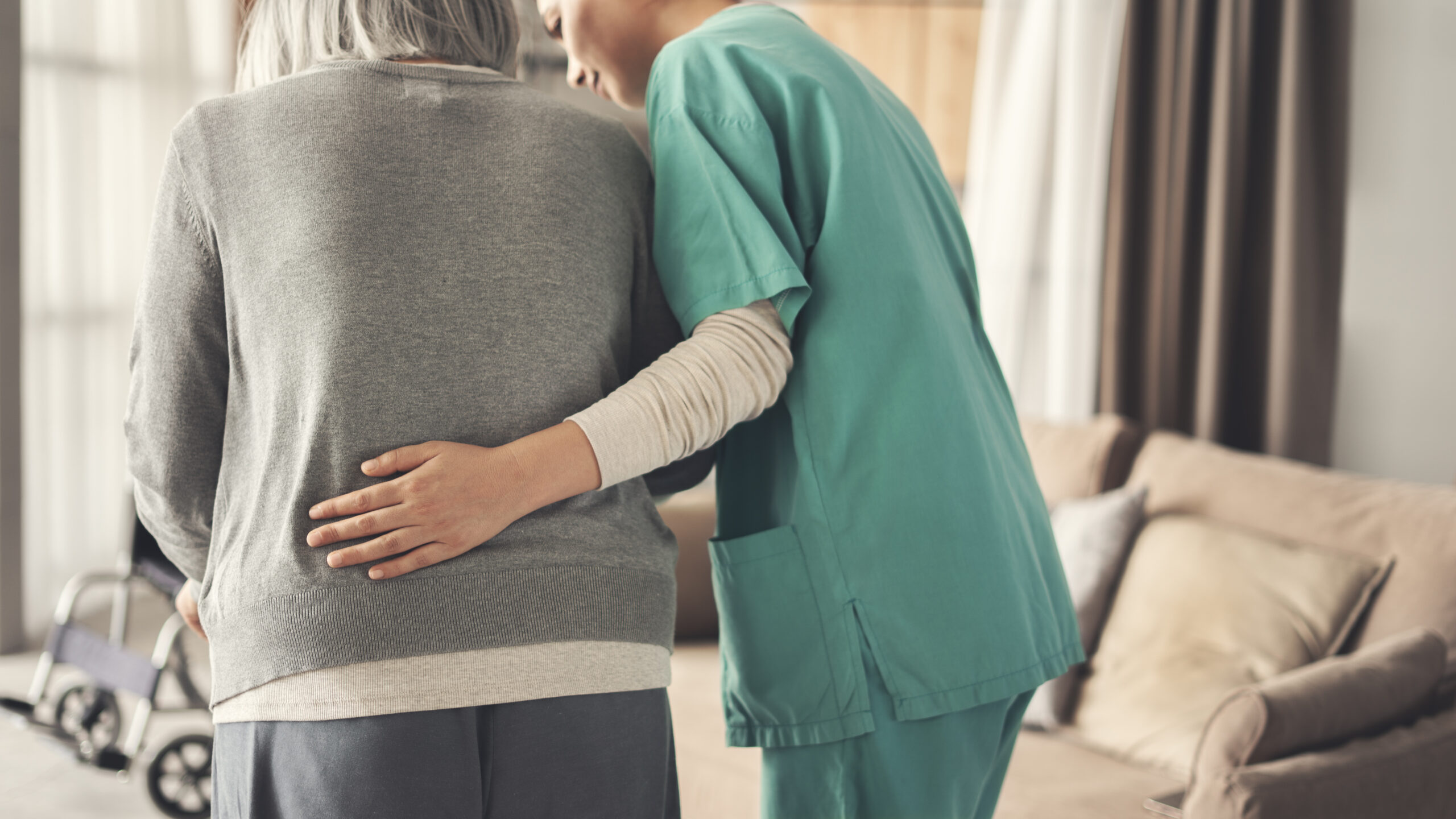 Caregiver Training 101: How to Safely Assist Patients at Home